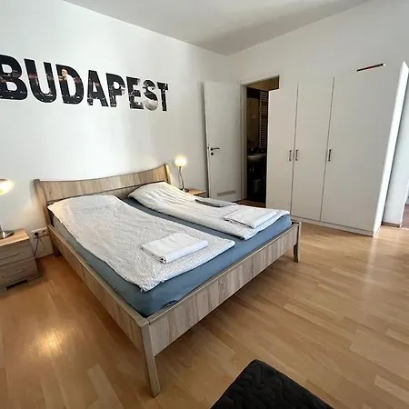Garay Apartment- Unit 01 * Будапешт